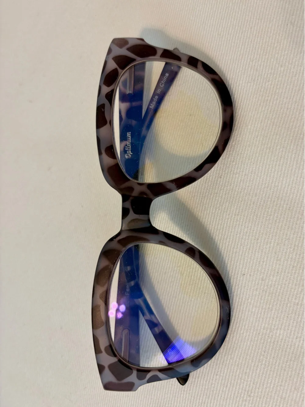 Women’s Round Blue Light Reading Glasses in Gray Tortoise